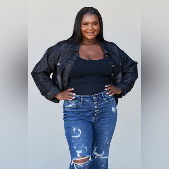 Full Size Collared Denim Jacket - Picture 6 of 8